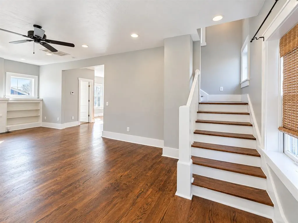 Photo 11 — 302 NE 16th Street, Oklahoma City, OK 73117