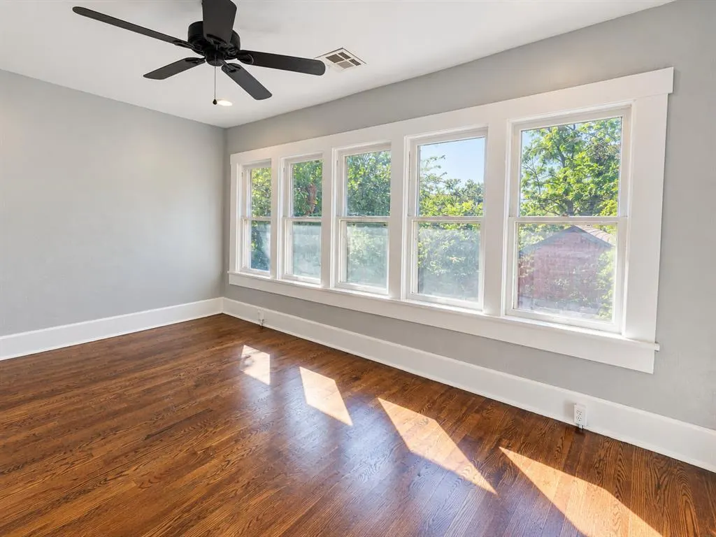 Photo 15 — 302 NE 16th Street, Oklahoma City, OK 73117