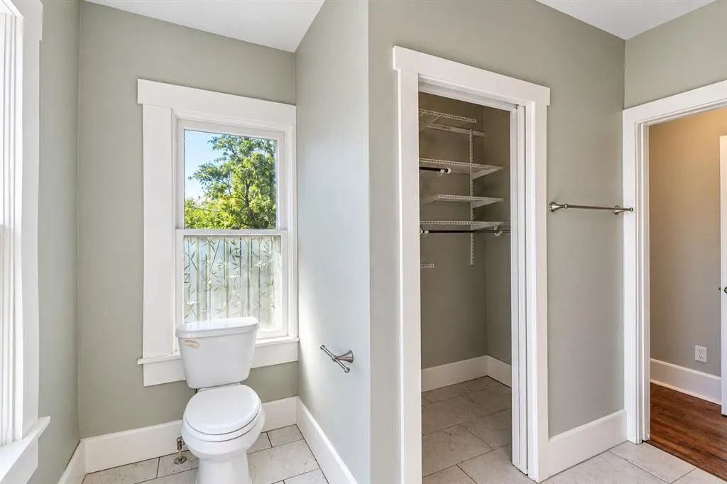 Photo 18 — 302 NE 16th Street, Oklahoma City, OK 73117