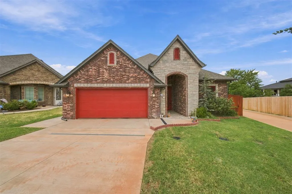 Front exterior — 7237 NW 153rd, Edmond, OK 73013