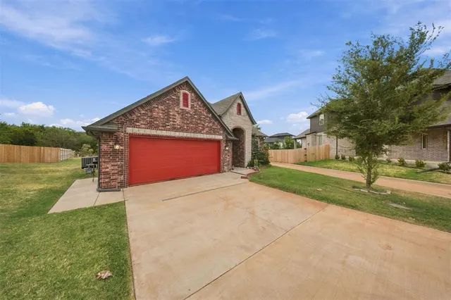 Photo 4 — 7237 NW 153rd, Edmond, OK 73013