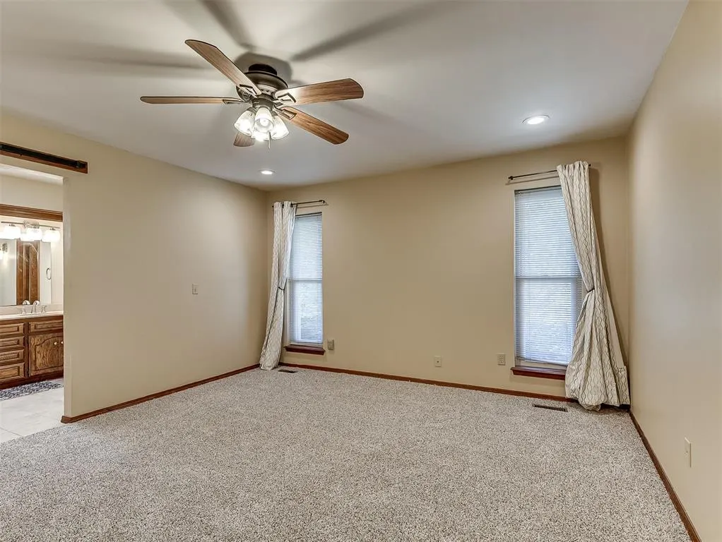 Photo 24 — 11716 NW 119th Street, Yukon, OK 73099