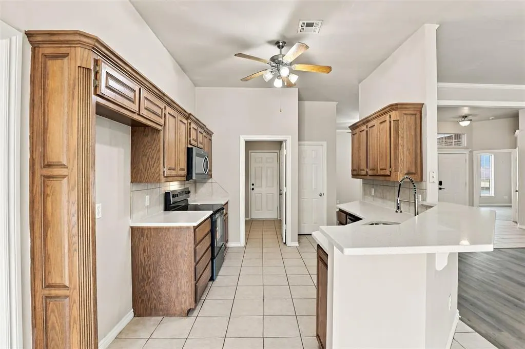 Photo 8 — 2812 NW 167th Street, Edmond, OK 73012