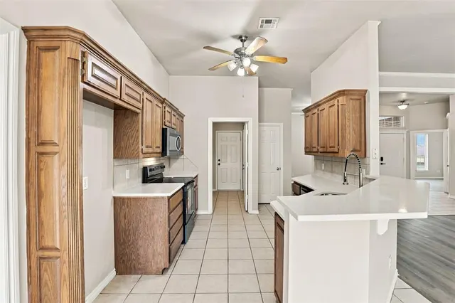 Photo 8 — 2812 NW 167th Street, Edmond, OK 73012
