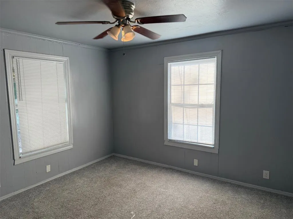 Photo 9 — 223 N Grandview Road, Midwest City, OK 73130
