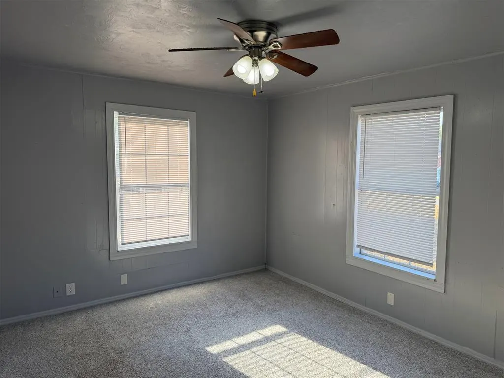 Photo 13 — 223 N Grandview Road, Midwest City, OK 73130