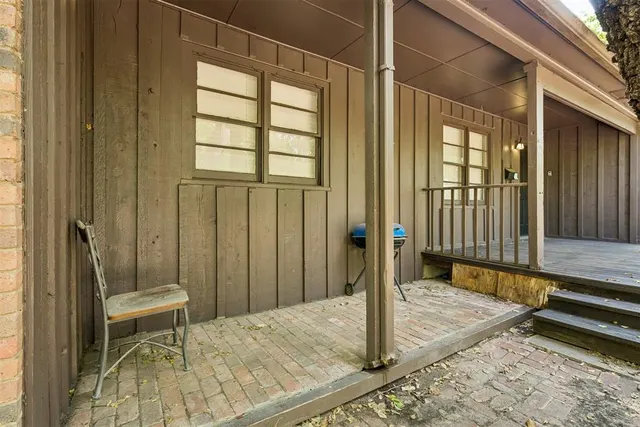 Photo 5 — 423 S Flood Avenue, Norman, OK 73069