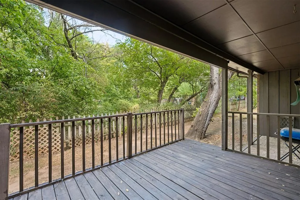 Photo 6 — 423 S Flood Avenue, Norman, OK 73069