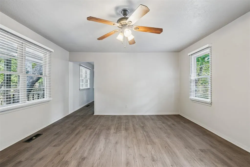 Photo 12 — 423 S Flood Avenue, Norman, OK 73069
