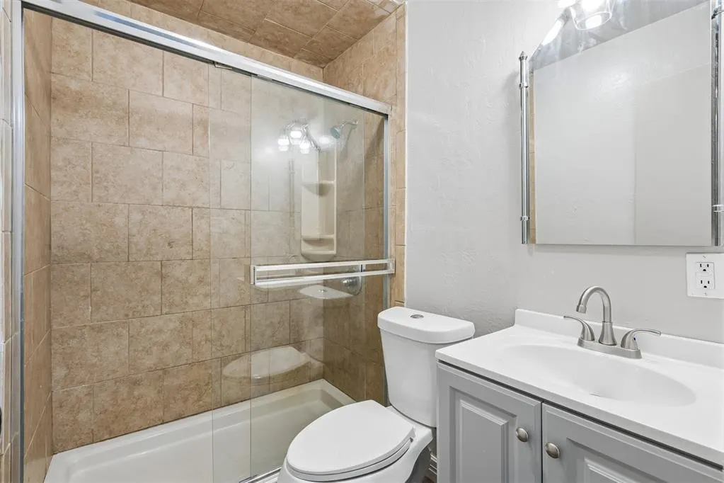 Photo 33 — 423 S Flood Avenue, Norman, OK 73069