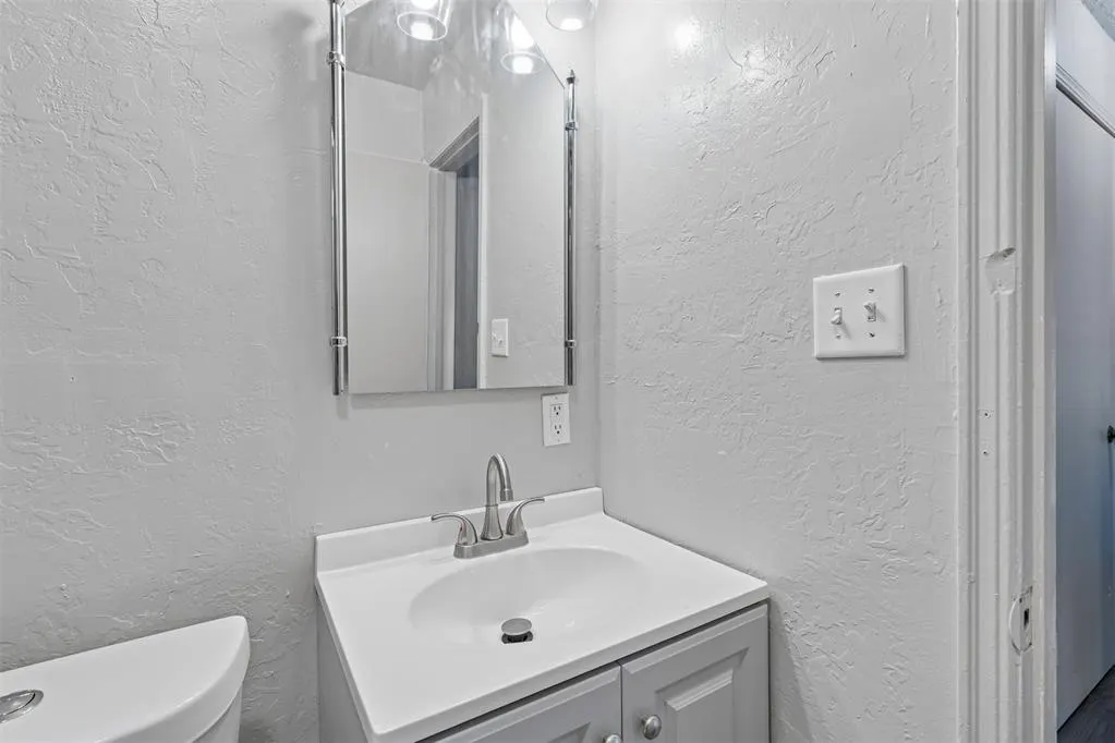 Photo 34 — 423 S Flood Avenue, Norman, OK 73069