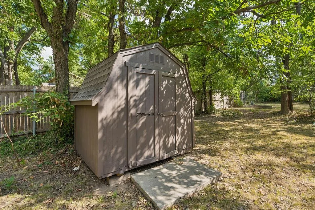 Photo 40 — 423 S Flood Avenue, Norman, OK 73069