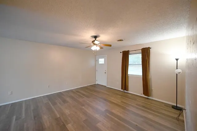 Photo 3 — 2102 W 24th Avenue, Stillwater, OK 74074