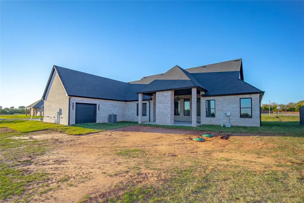 Photo 37 — 132 W Lynn Court Drive, Mustang, OK 73064