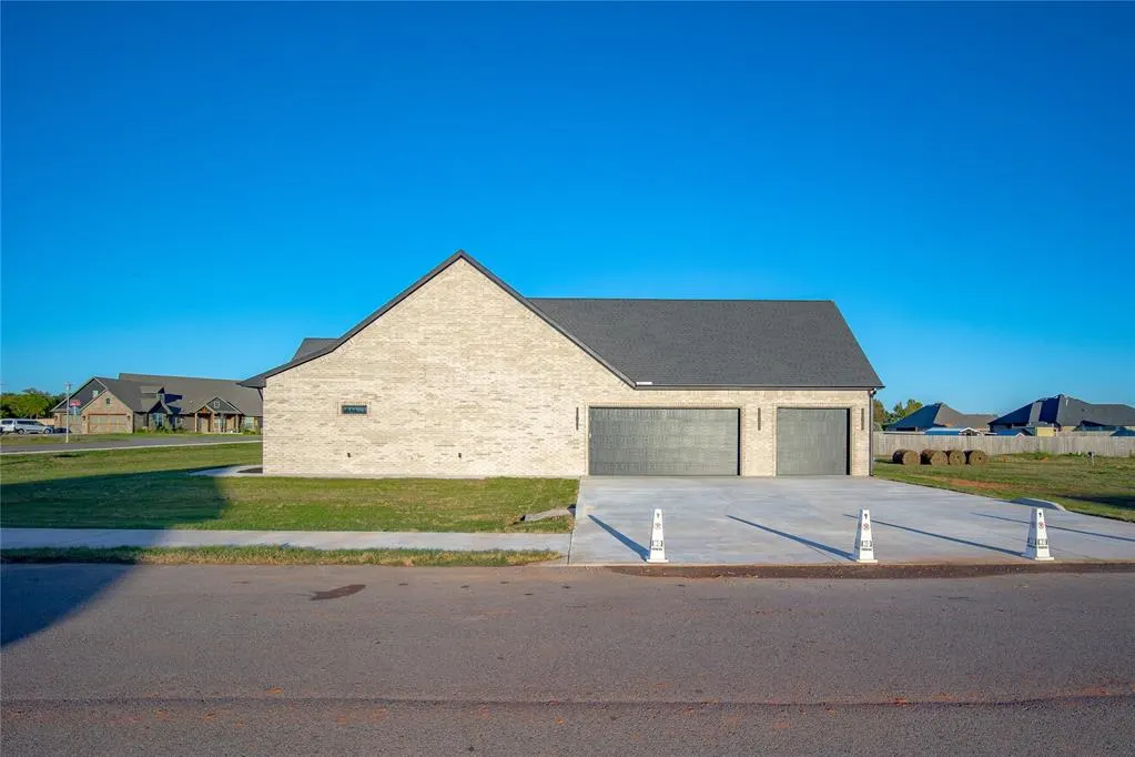 Photo 43 — 132 W Lynn Court Drive, Mustang, OK 73064