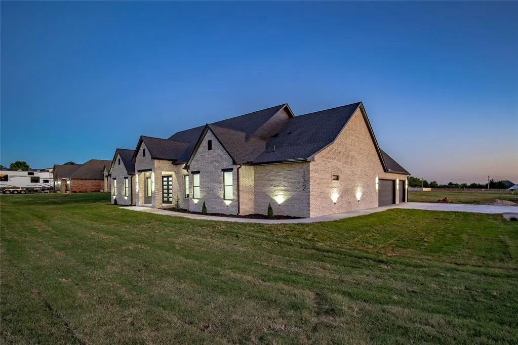 Photo 47 — 132 W Lynn Court Drive, Mustang, OK 73064