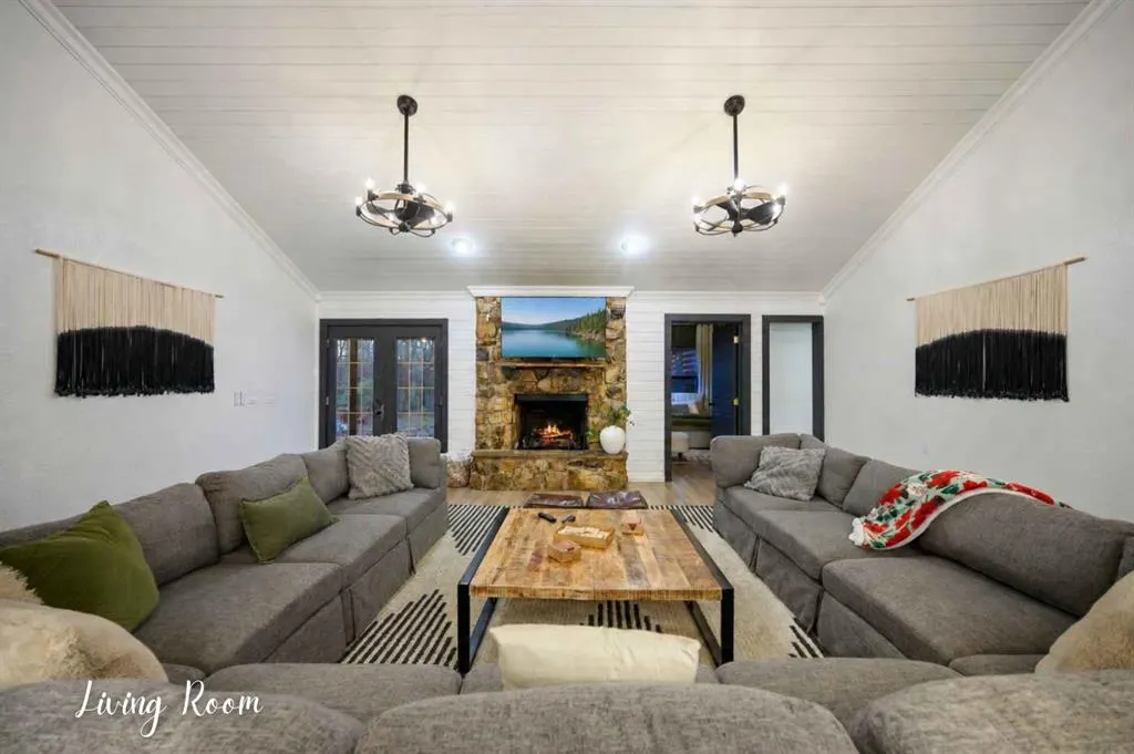 Photo 5 — 114 Lucian Sorrel Road, Broken Bow, OK 74728