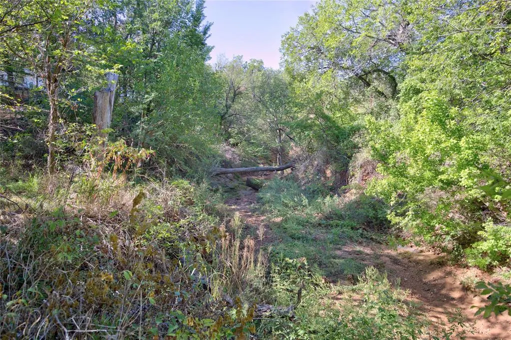 Photo 5 — 4008 Creekwood, Edmond, OK 73025
