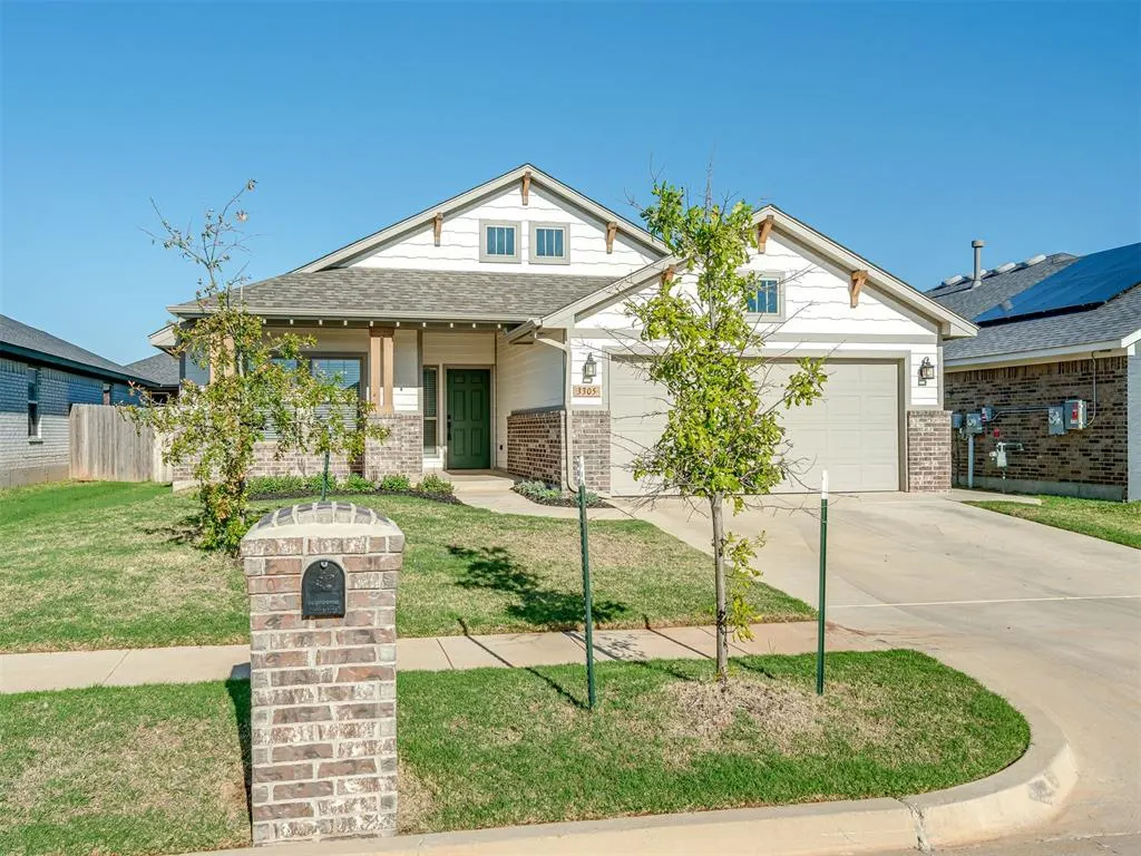 Front exterior — 3305 Pagoda Pead Drive, Yukon, OK 73099