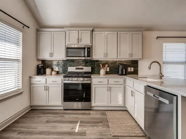 Photo 5 — 3305 Pagoda Pead Drive, Yukon, OK 73099