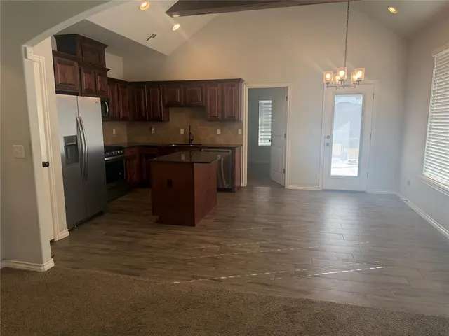 Photo 3 — 20812 Tempe Avenue, Harrah, OK 73045
