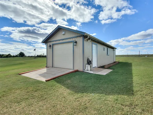 Photo 4 — 14425 Meadow Ridge Lane, Edmond, OK 73025