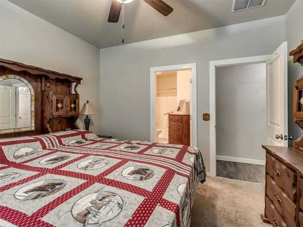 Photo 15 — 14425 Meadow Ridge Lane, Edmond, OK 73025