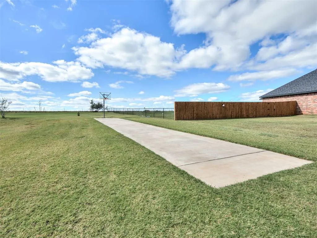 Photo 28 — 14425 Meadow Ridge Lane, Edmond, OK 73025