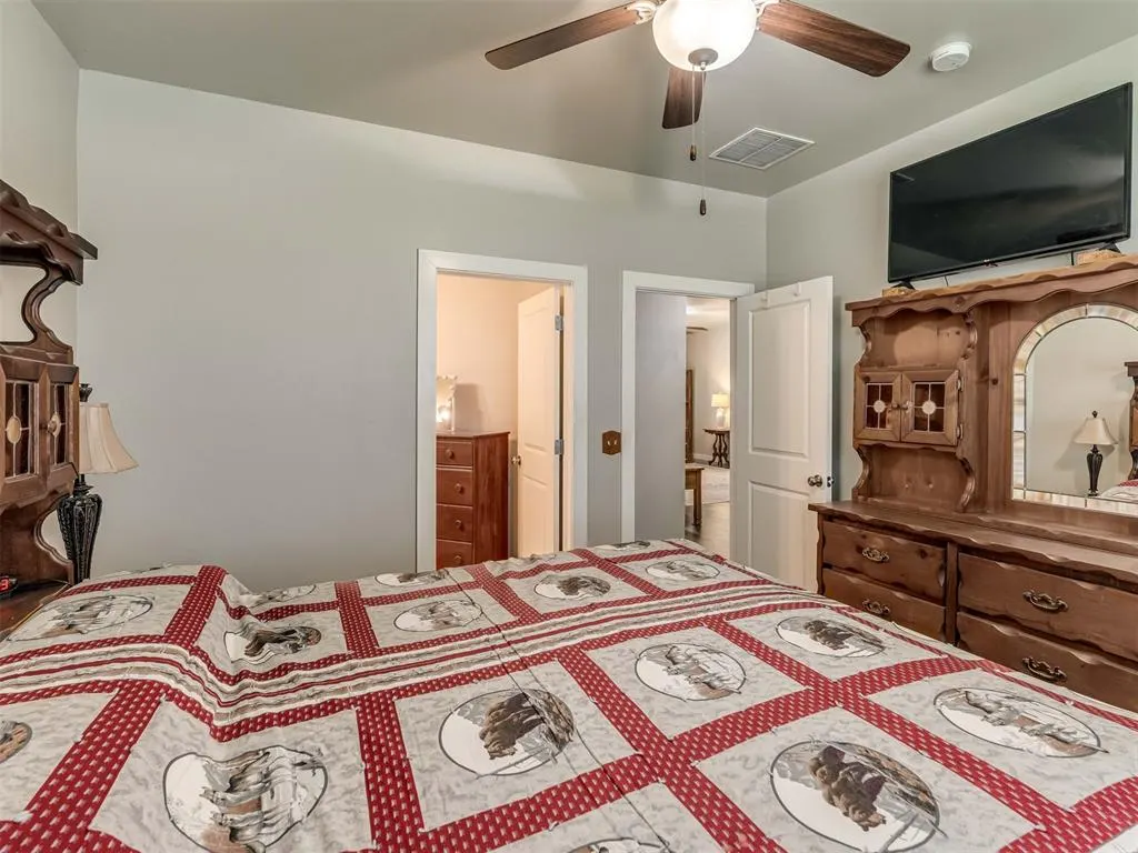 Photo 38 — 14425 Meadow Ridge Lane, Edmond, OK 73025