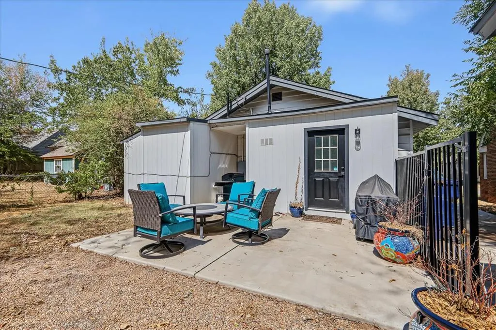 Photo 16 — 2318 NW 22nd Street, Oklahoma City, OK 73107