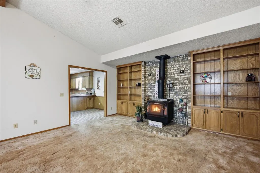 Photo 6 — 20301 SE 37th Street, Harrah, OK 73045