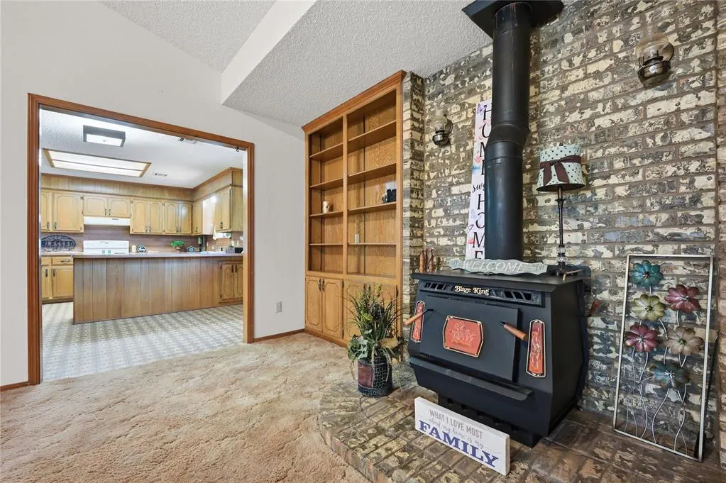 Photo 7 — 20301 SE 37th Street, Harrah, OK 73045