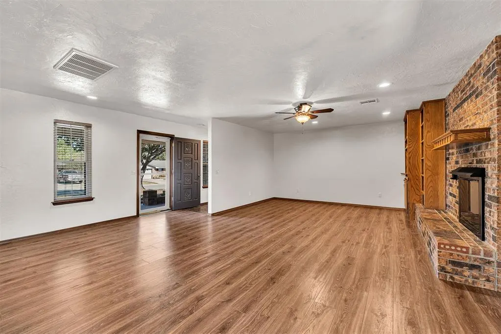 Photo 6 — 617 SW 26th Street, El Reno, OK 73036