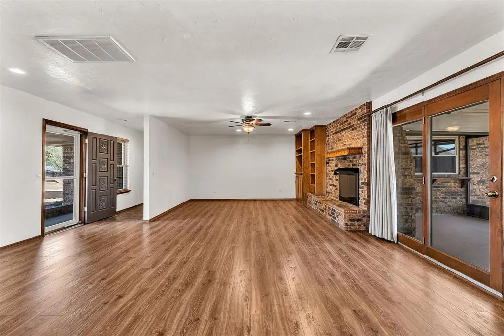 Photo 8 — 617 SW 26th Street, El Reno, OK 73036