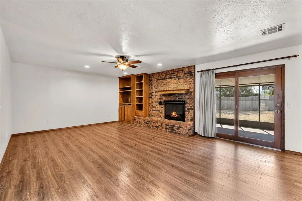 Photo 9 — 617 SW 26th Street, El Reno, OK 73036