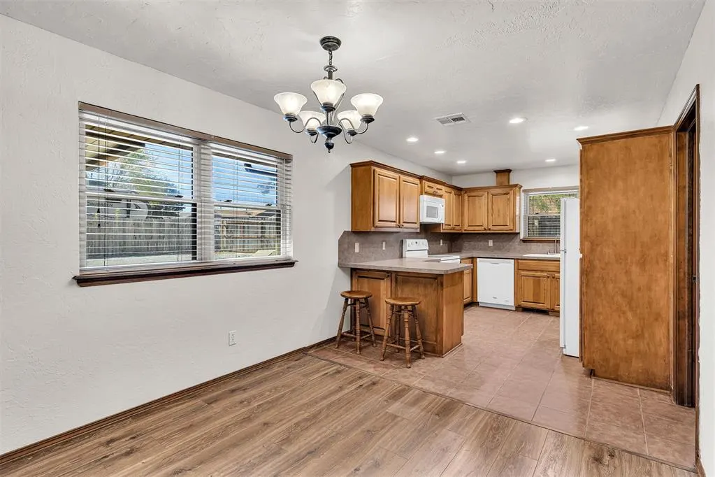 Photo 13 — 617 SW 26th Street, El Reno, OK 73036