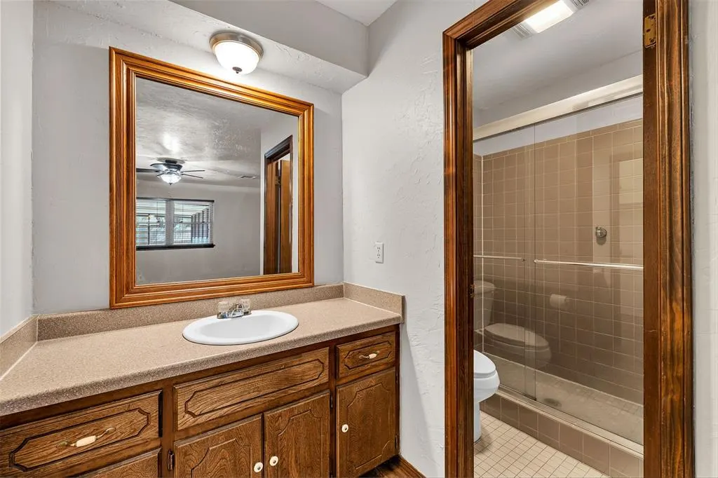 Photo 25 — 617 SW 26th Street, El Reno, OK 73036