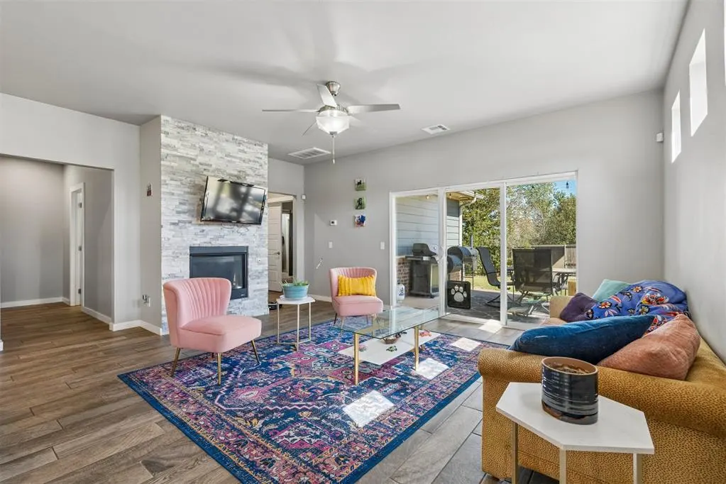 Photo 6 — 10500 Glover River Drive, Yukon, OK 73099