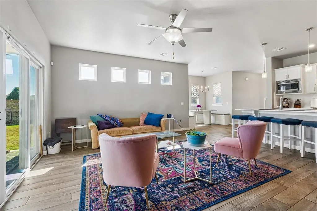 Photo 8 — 10500 Glover River Drive, Yukon, OK 73099