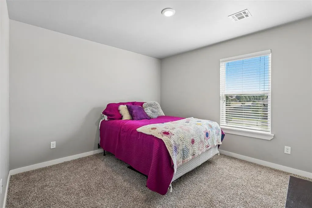 Photo 24 — 10500 Glover River Drive, Yukon, OK 73099