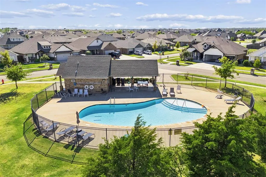 Photo 47 — 10500 Glover River Drive, Yukon, OK 73099