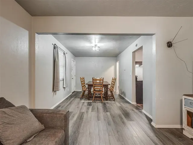 Photo 8 — 990936 S Candlewood Lane, Wellston, OK 74881