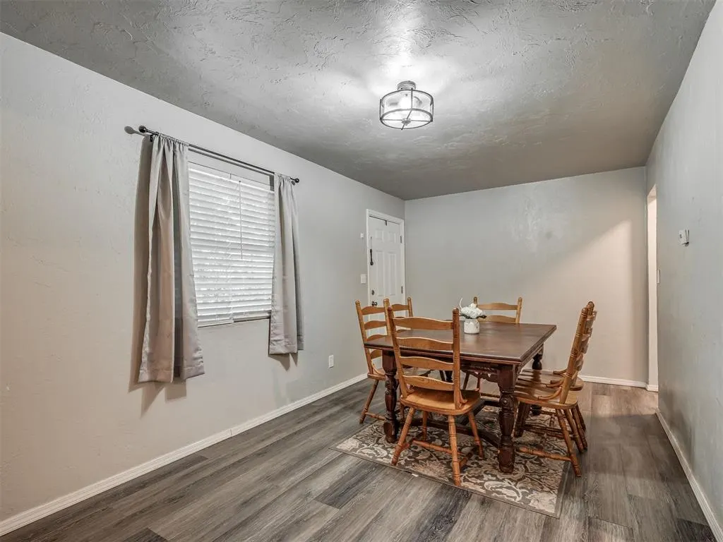 Photo 10 — 990936 S Candlewood Lane, Wellston, OK 74881
