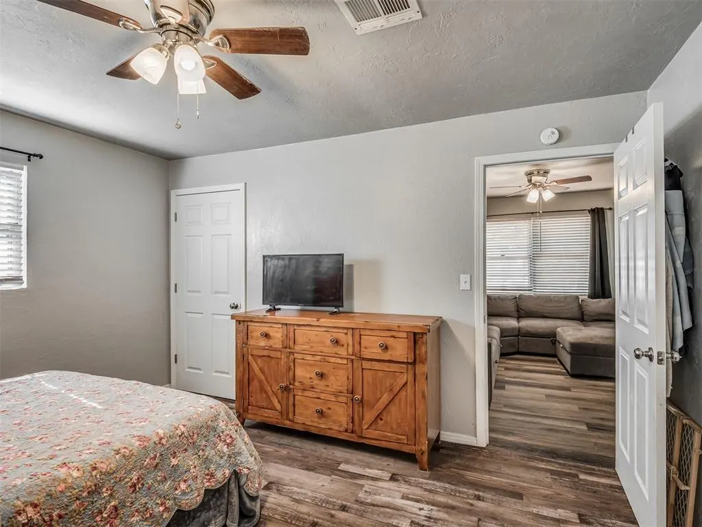 Photo 21 — 990936 S Candlewood Lane, Wellston, OK 74881