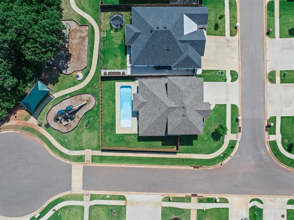 Photo 48 — 633 NW 183rd Street, Edmond, OK 73012