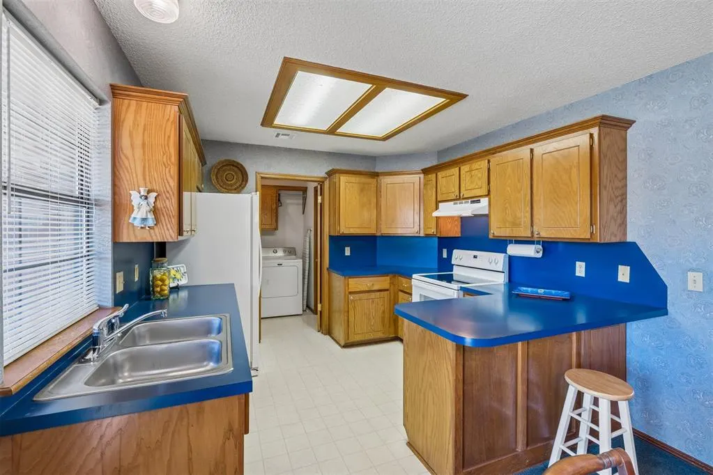 Photo 6 — 9206 S Bryant Terrace, Oklahoma City, OK 73160