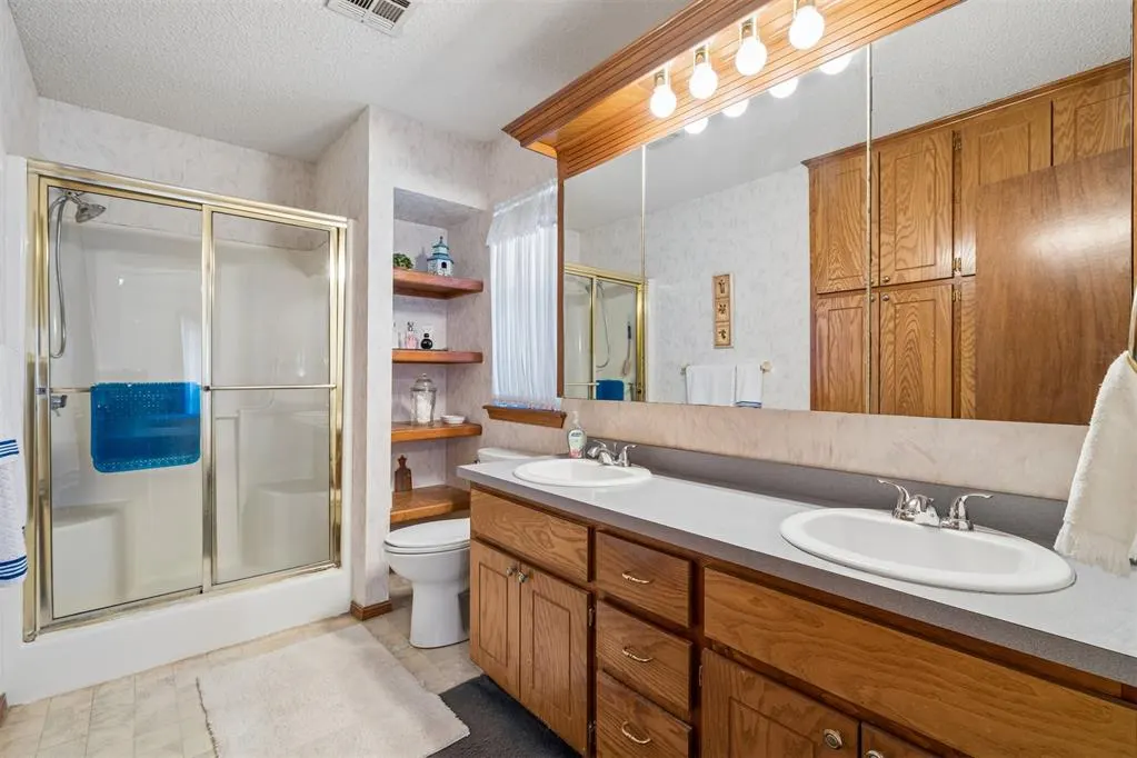 Photo 19 — 9206 S Bryant Terrace, Oklahoma City, OK 73160
