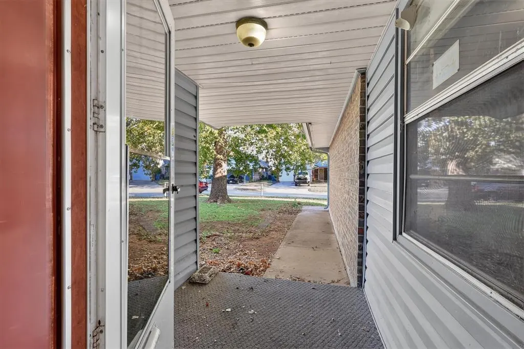 Photo 6 — 646 W Linden Drive, Mustang, OK 73064