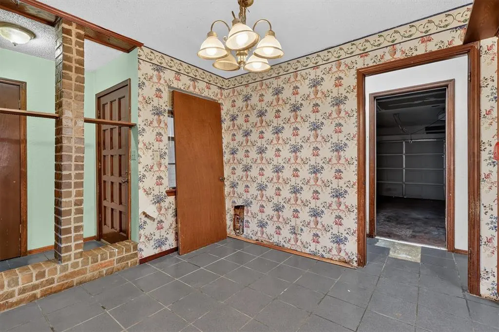 Photo 12 — 646 W Linden Drive, Mustang, OK 73064