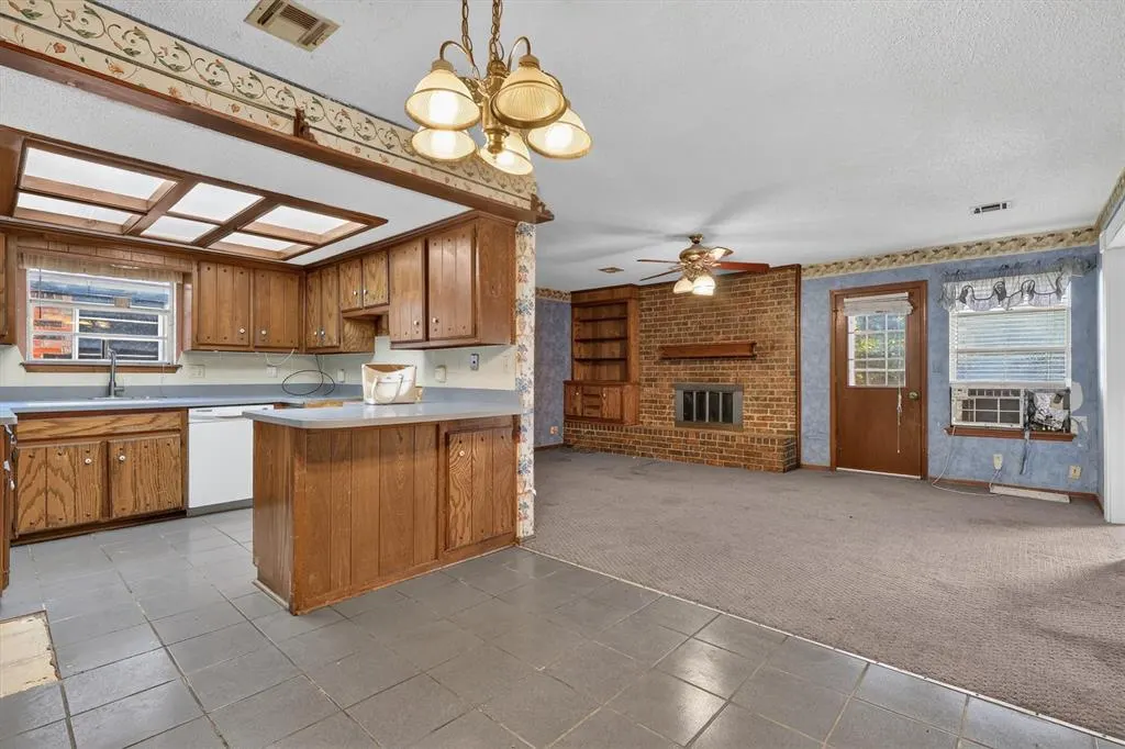 Photo 13 — 646 W Linden Drive, Mustang, OK 73064